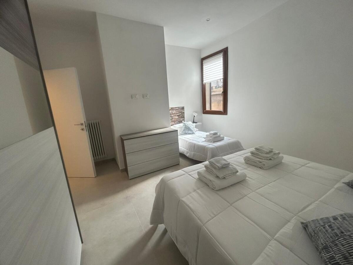 Carradori 2 Apartment-Historic Center-Autodromo 이몰라 외부 사진