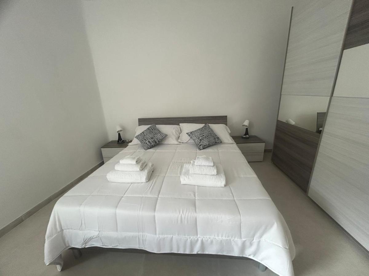 Carradori 2 Apartment-Historic Center-Autodromo 이몰라 외부 사진